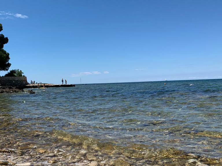 Charming Stone Cottage By The Sea Umag Zewnętrze zdjęcie